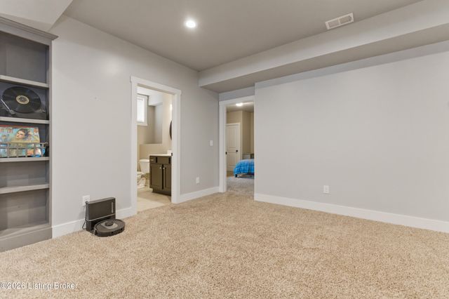6101 Maddox Blvd, Prospect, KY 40059