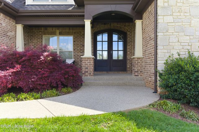 6101 Maddox Blvd, Prospect, KY 40059