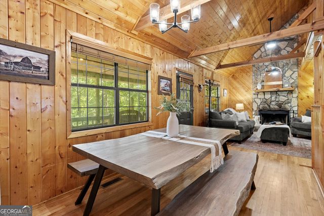 58 Peach Lane, Ellijay, GA 30536