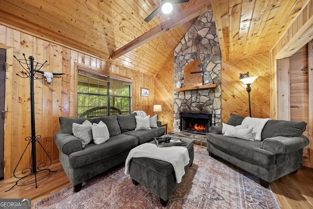 58 Peach Lane, Ellijay, GA 30536