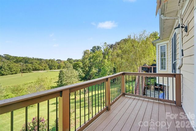 2300 Potter Road S, Waxhaw, NC 28173