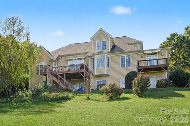 2300 Potter Road S, Waxhaw, NC 28173