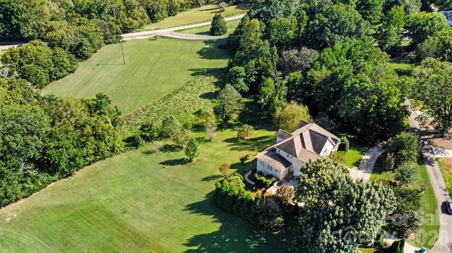 2300 Potter Road S, Waxhaw, NC 28173