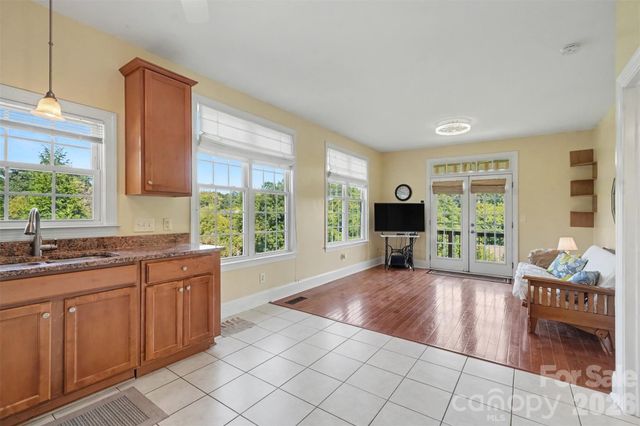 2300 Potter Road S, Waxhaw, NC 28173