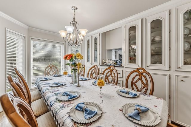 30 Royal Dalton Circle, Conroe, TX 77304