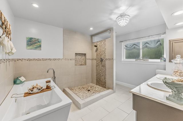 30 Royal Dalton Circle, Conroe, TX 77304