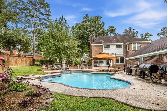 30 Royal Dalton Circle, Conroe, TX 77304