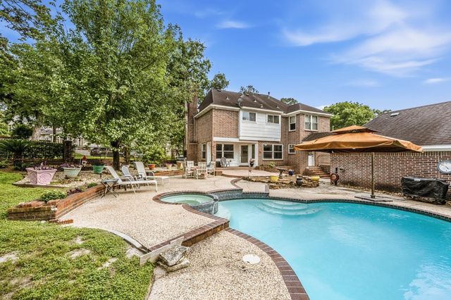 30 Royal Dalton Circle, Conroe, TX 77304