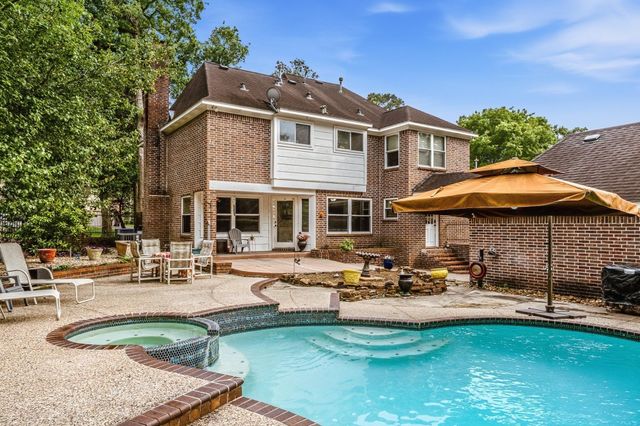 30 Royal Dalton Circle, Conroe, TX 77304