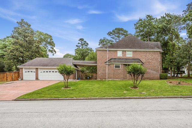 30 Royal Dalton Circle, Conroe, TX 77304