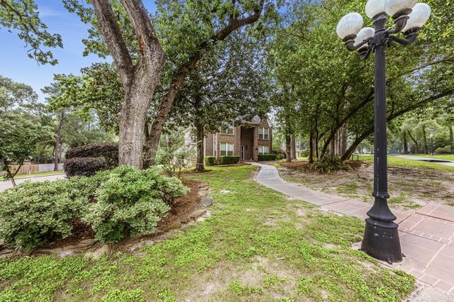 30 Royal Dalton Circle, Conroe, TX 77304