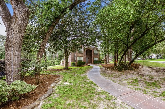 30 Royal Dalton Circle, Conroe, TX 77304