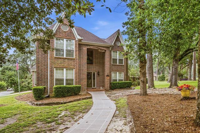 30 Royal Dalton Circle, Conroe, TX 77304