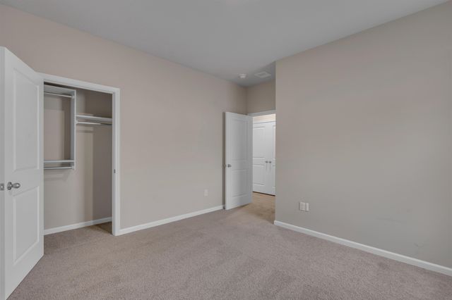 2610 S Beech St, Wichita, KS 67210