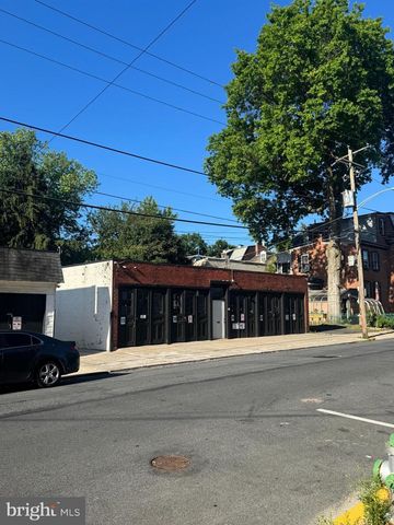 520 WINDSOR ST, Reading, PA 19601
