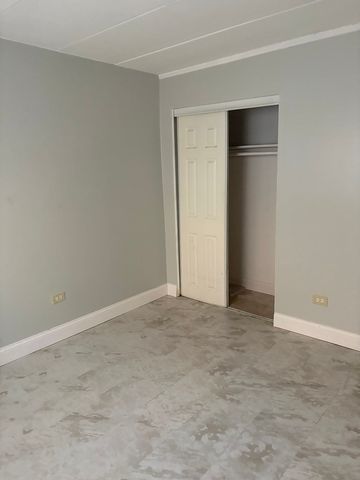9517 Mansfield Avenue 2, Oak Lawn, IL 60453