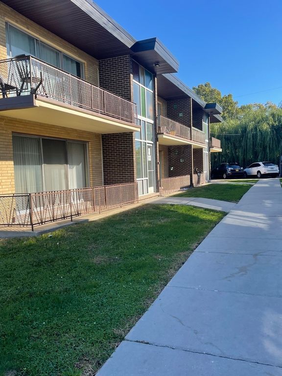 9517 Mansfield Avenue 2, Oak Lawn, IL 60453