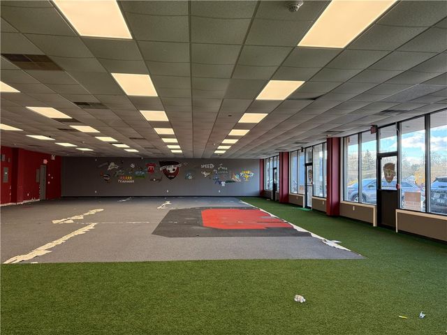 1026 Tiogue Avenue 1036, Coventry, RI 02816