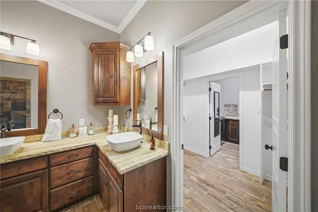 17901 Wigeon Trail Drive, College Station, TX 77845