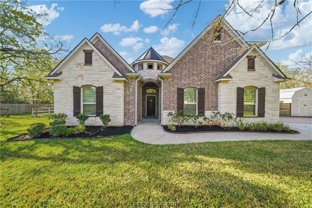 17901 Wigeon Trail Drive, College Station, TX 77845