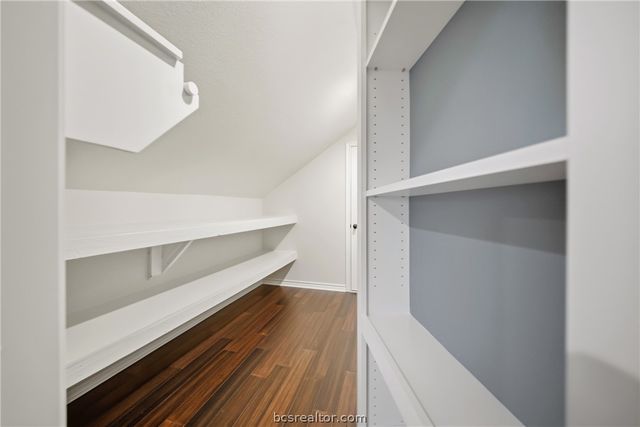 17901 Wigeon Trail Drive, College Station, TX 77845