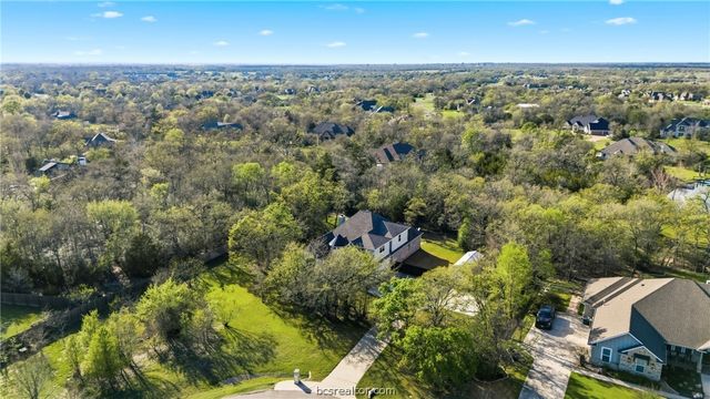 17901 Wigeon Trail Drive, College Station, TX 77845