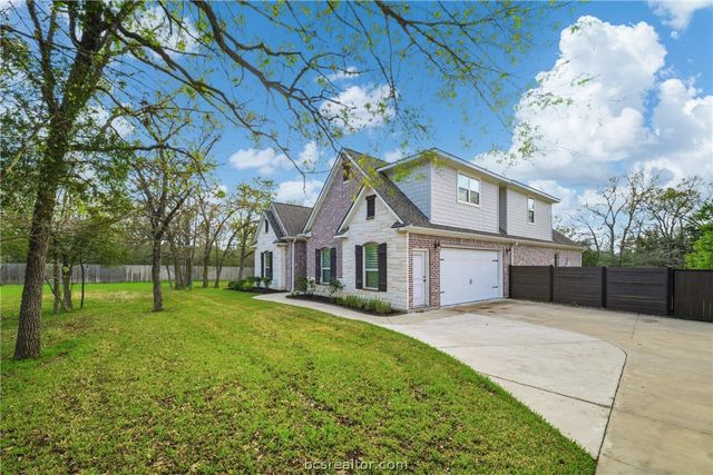 17901 Wigeon Trail Drive, College Station, TX 77845