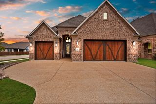 2557 Stadium View Drive, Fort Worth, TX 76118