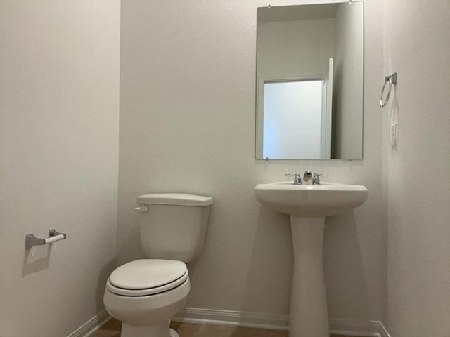 200 Carmel Canyon TRL, Jarrell, TX 76537