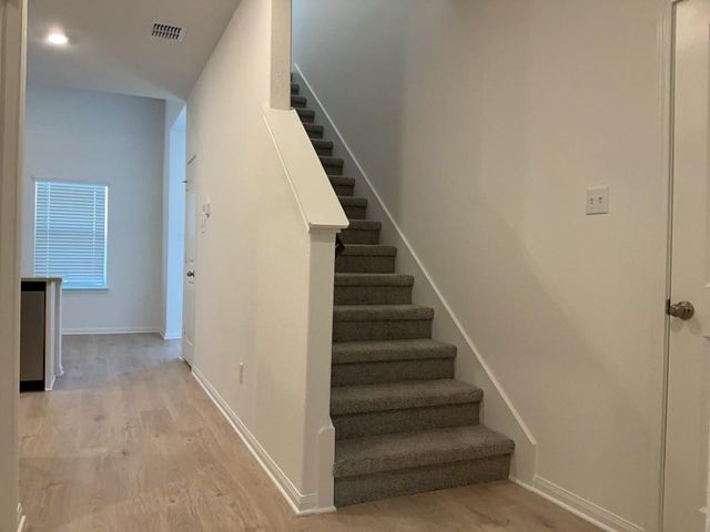 200 Carmel Canyon TRL, Jarrell, TX 76537