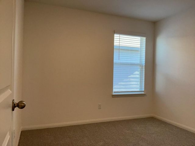 200 Carmel Canyon TRL, Jarrell, TX 76537