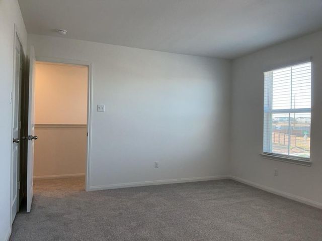 200 Carmel Canyon TRL, Jarrell, TX 76537