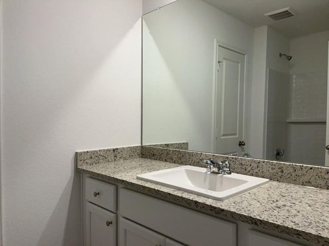 200 Carmel Canyon TRL, Jarrell, TX 76537