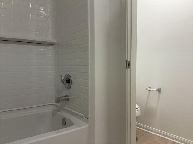 200 Carmel Canyon TRL, Jarrell, TX 76537