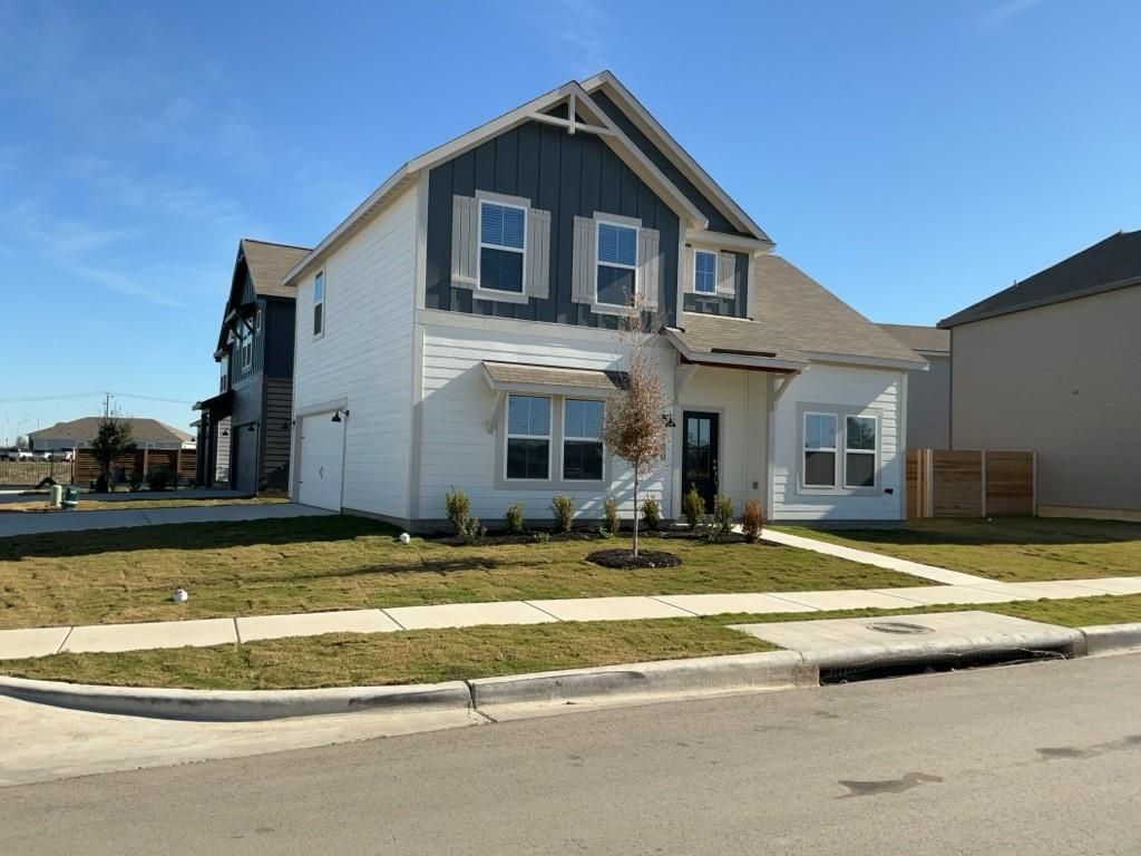 200 Carmel Canyon TRL, Jarrell, TX 76537