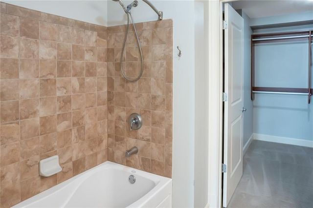 200 River Vista Drive 302, Atlanta, GA 30339
