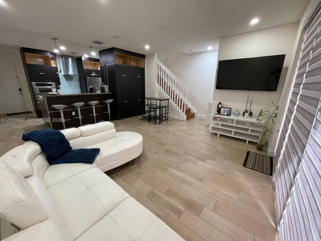 2258 NE 42nd Circle, Homestead, FL 33033