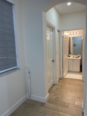 2258 NE 42nd Circle, Homestead, FL 33033