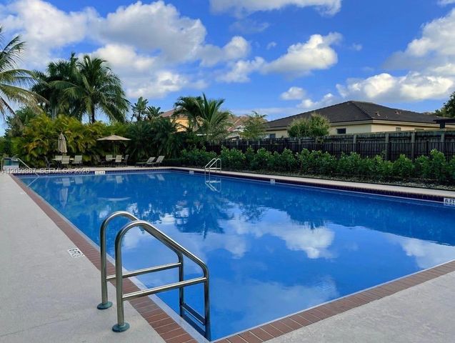 2258 NE 42nd Circle, Homestead, FL 33033