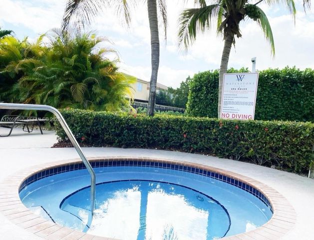 2258 NE 42nd Circle, Homestead, FL 33033