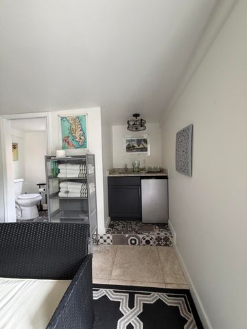 515 Ardmore Road, West Palm Beach, FL 33401