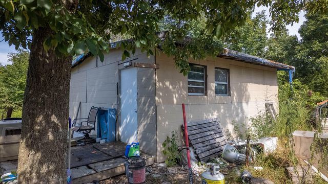 12078 Nevill Road, Mountain Grove, MO 65711