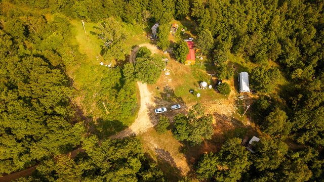 12078 Nevill Road, Mountain Grove, MO 65711