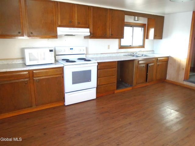 1114 9th Avenue, Schenectady, NY 12303