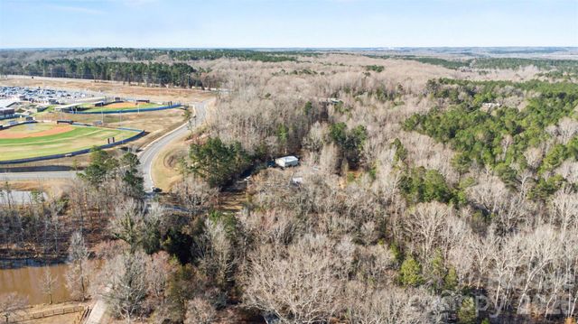 6231 Witherspoon Trail, Lancaster, SC 29720