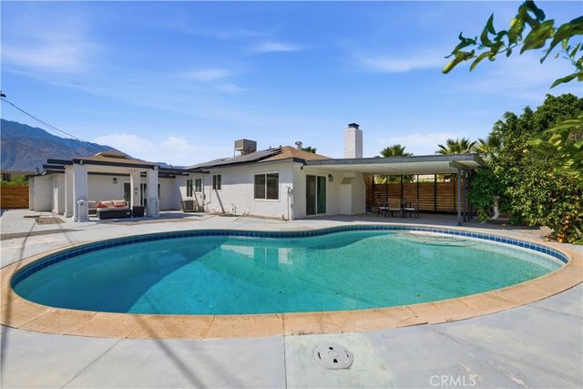 4351 E Calle De Carlos, Palm Springs, CA 92264