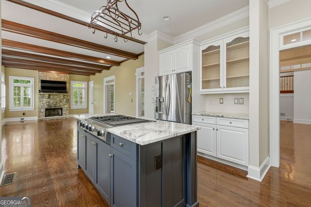 114 Northeast Cove Circle, Dawsonville, GA 30534