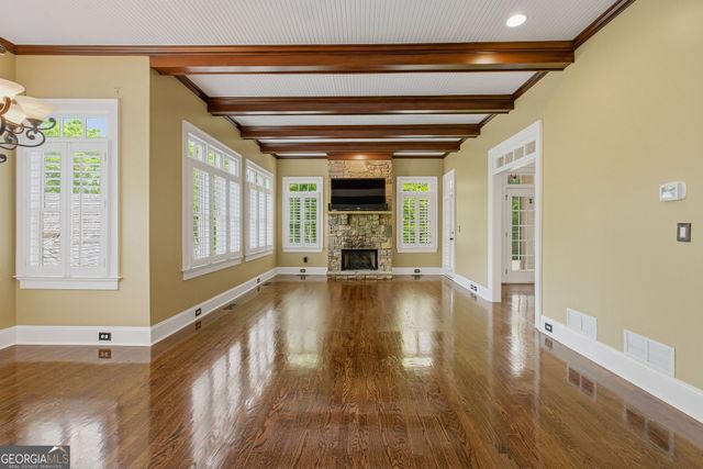 114 Northeast Cove Circle, Dawsonville, GA 30534