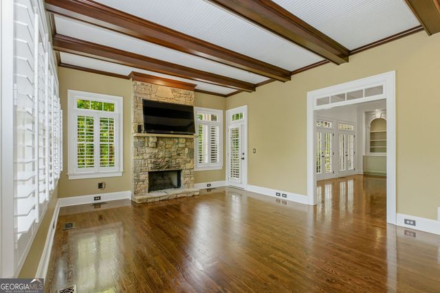 114 Northeast Cove Circle, Dawsonville, GA 30534