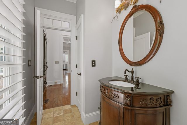 114 Northeast Cove Circle, Dawsonville, GA 30534